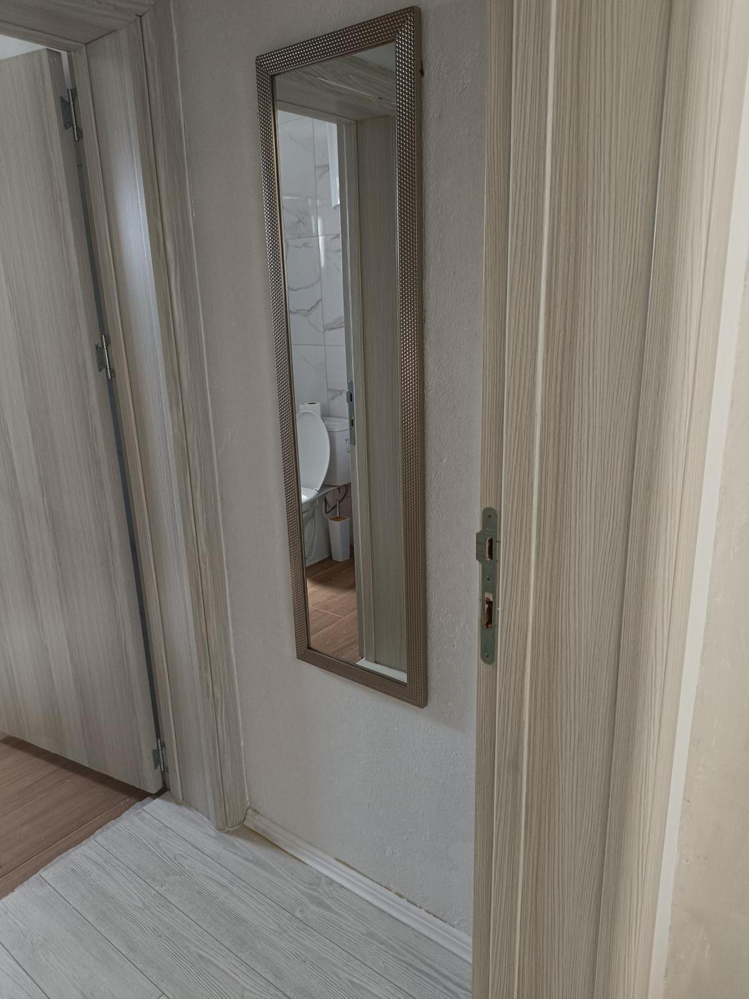 Matija Airport Apartment 미트로비처 외부 사진