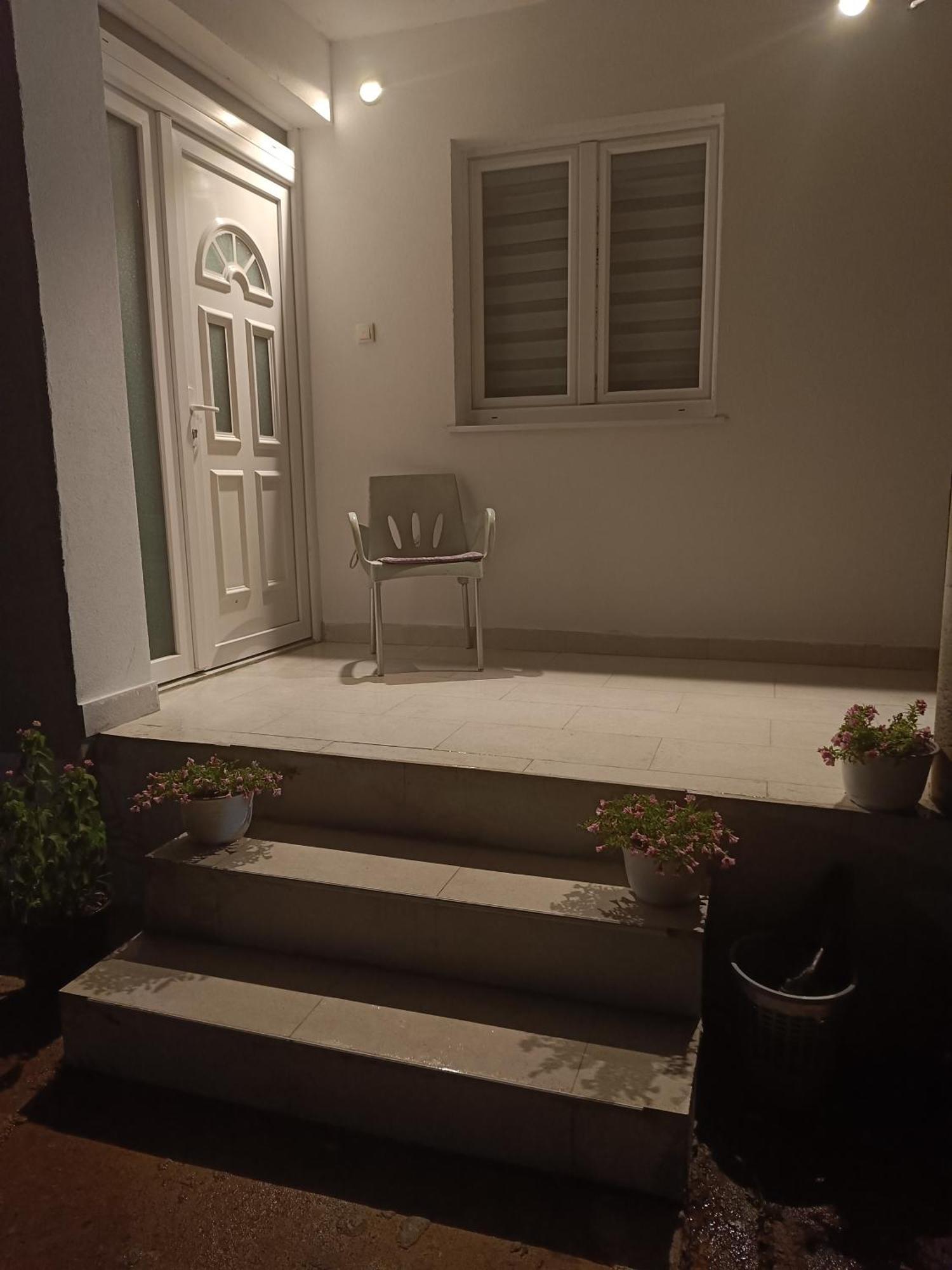 Matija Airport Apartment 미트로비처 외부 사진